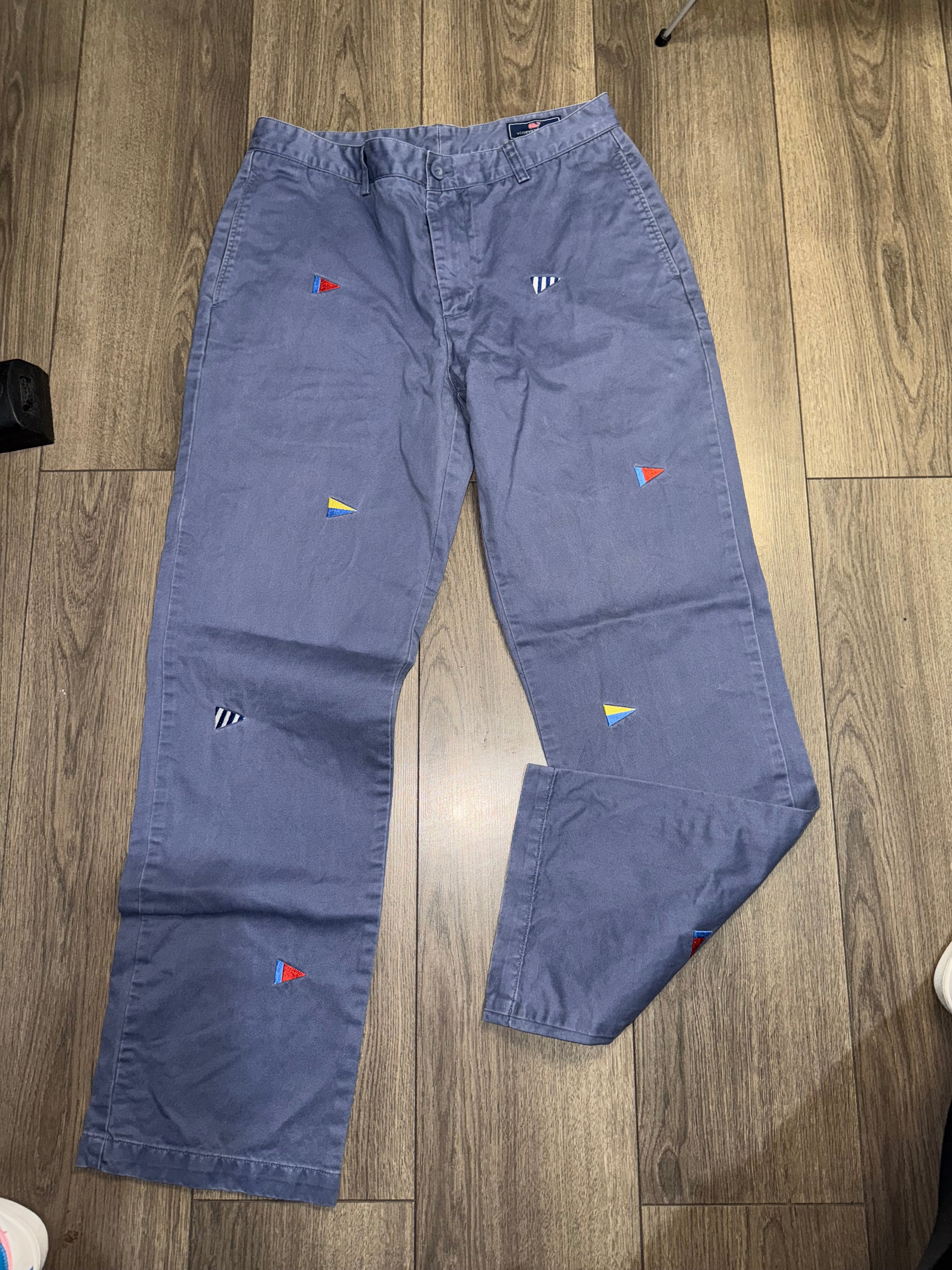 33 PANTALÓN VINEYARD