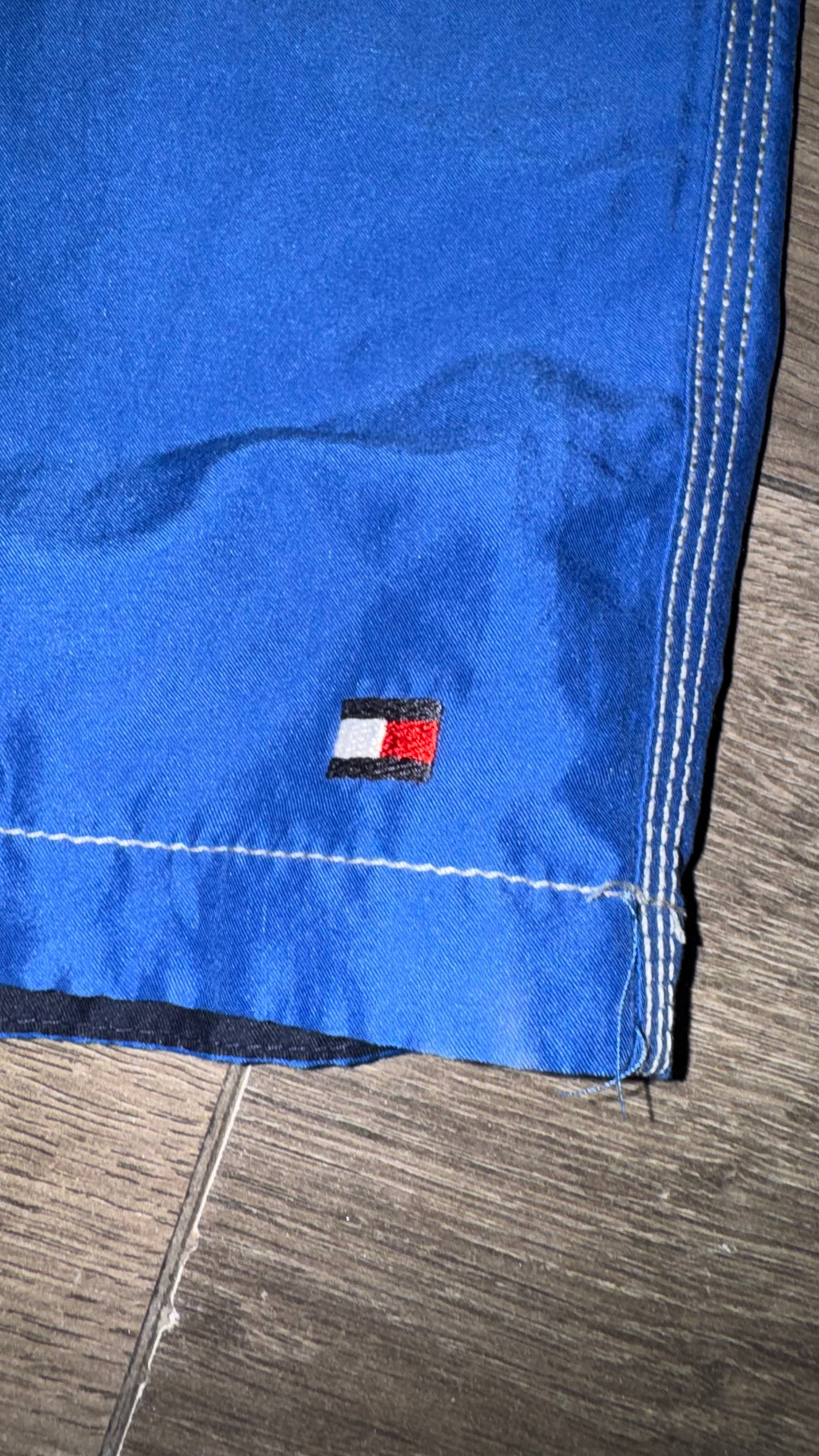 BAÑAR TOMMY HILFIGER