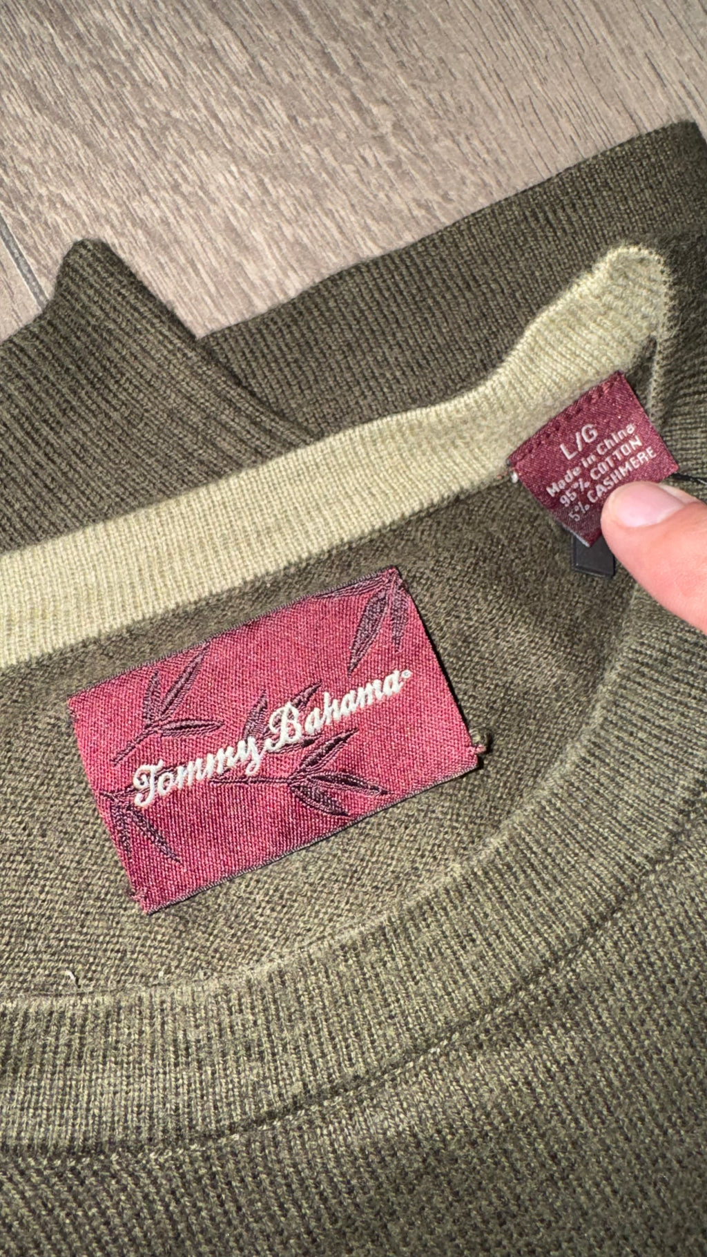 SUETER TOMMY BAHAMA