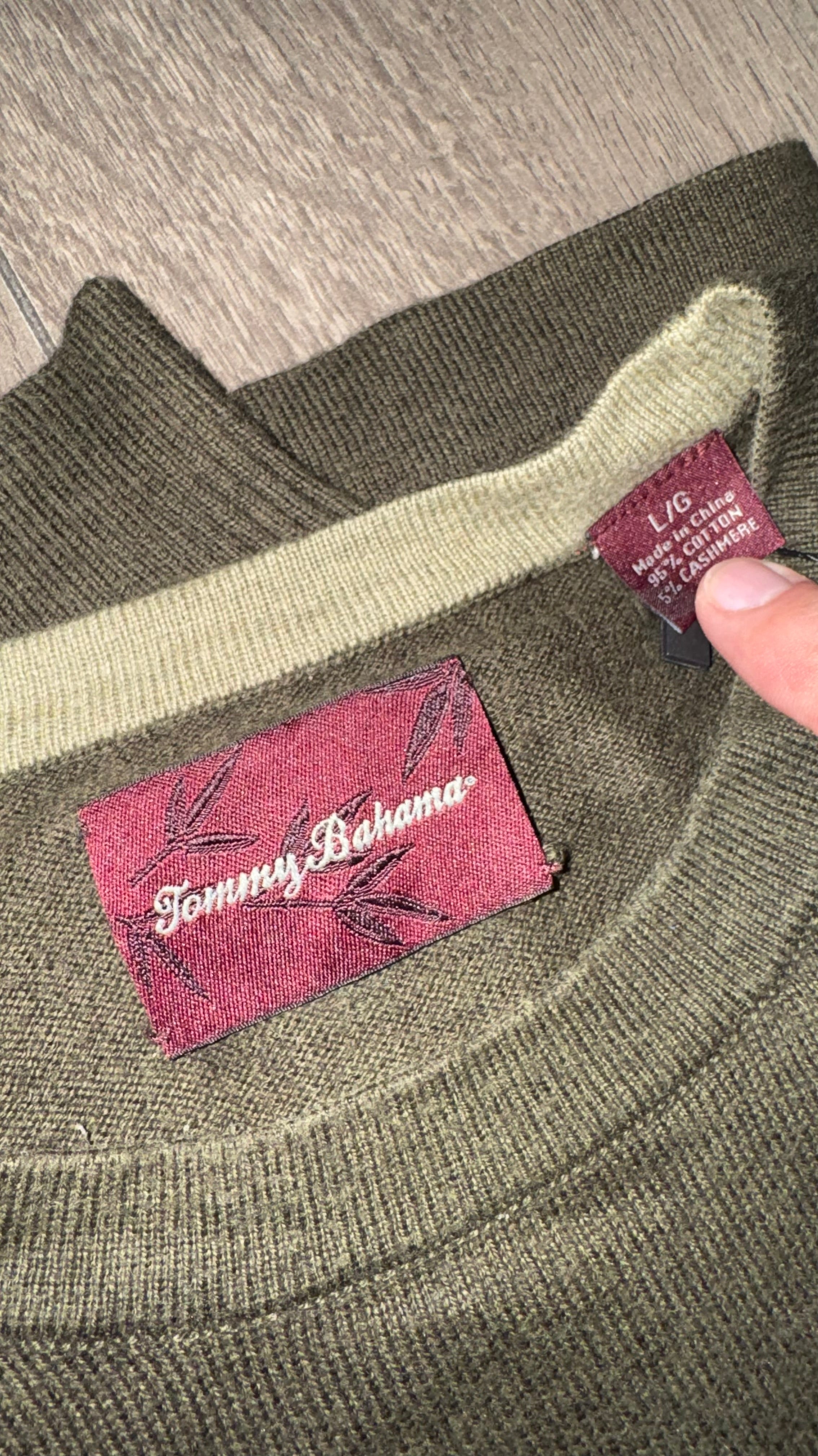 SUETER TOMMY BAHAMA