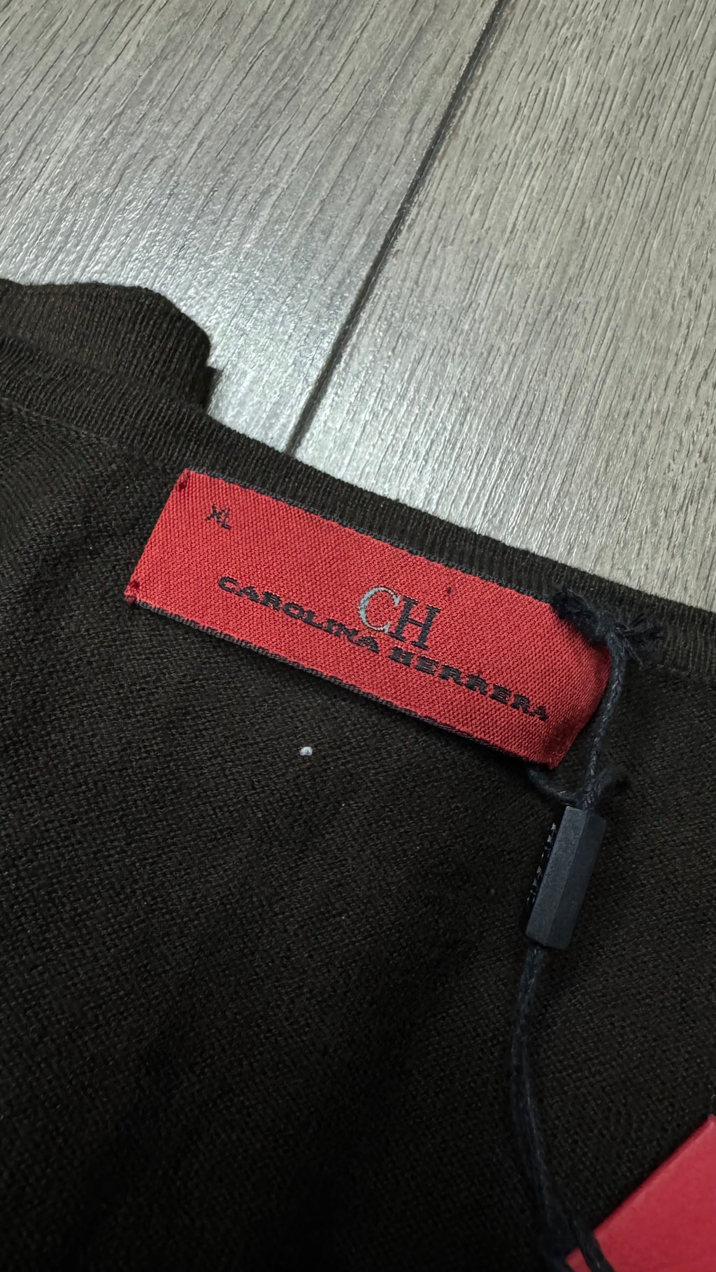 SUÉTER CAROLINA HERRERA