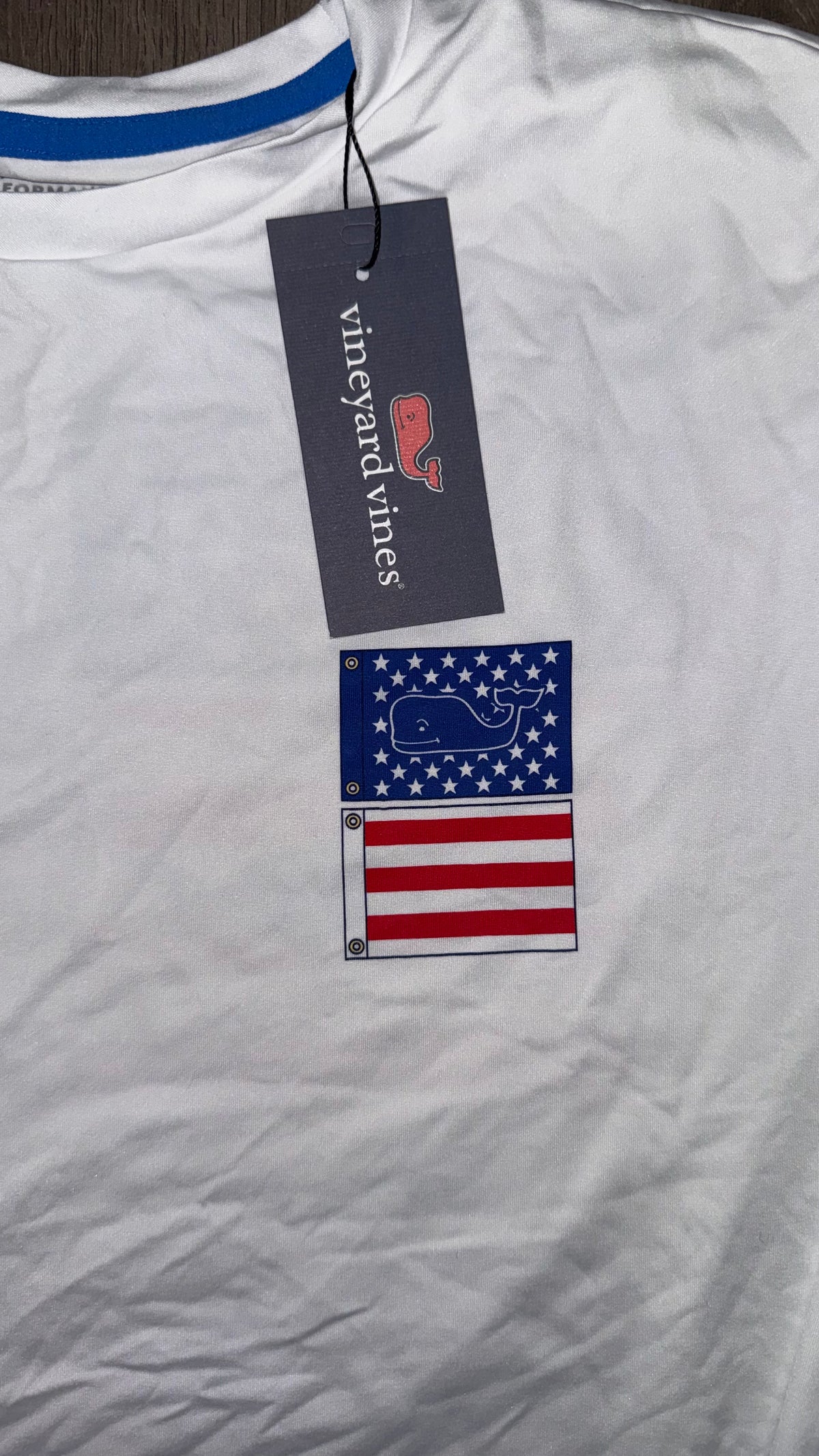 PLAYERA VINEYARD VINES