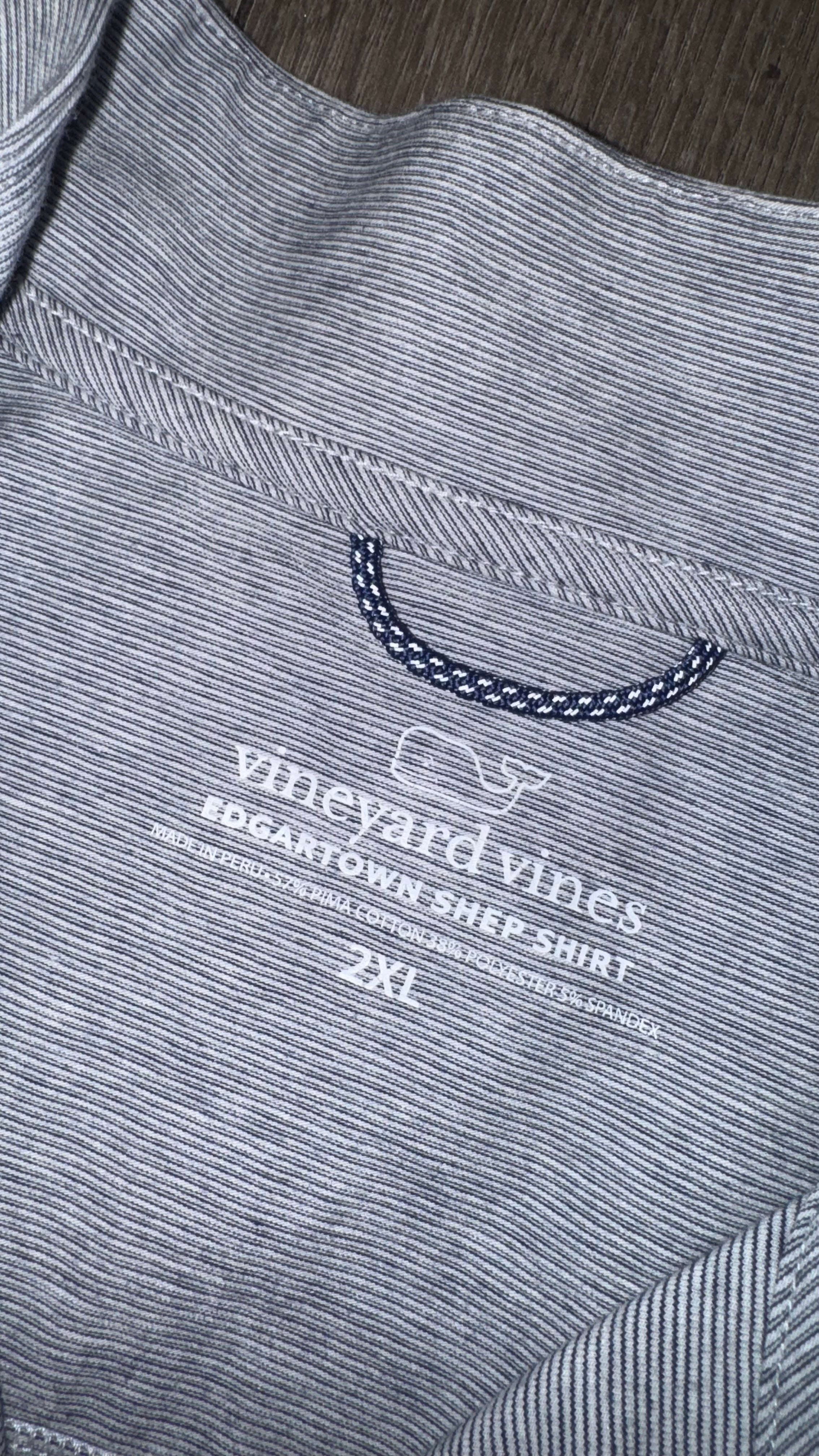SUÉTER VINEYARD VINES
