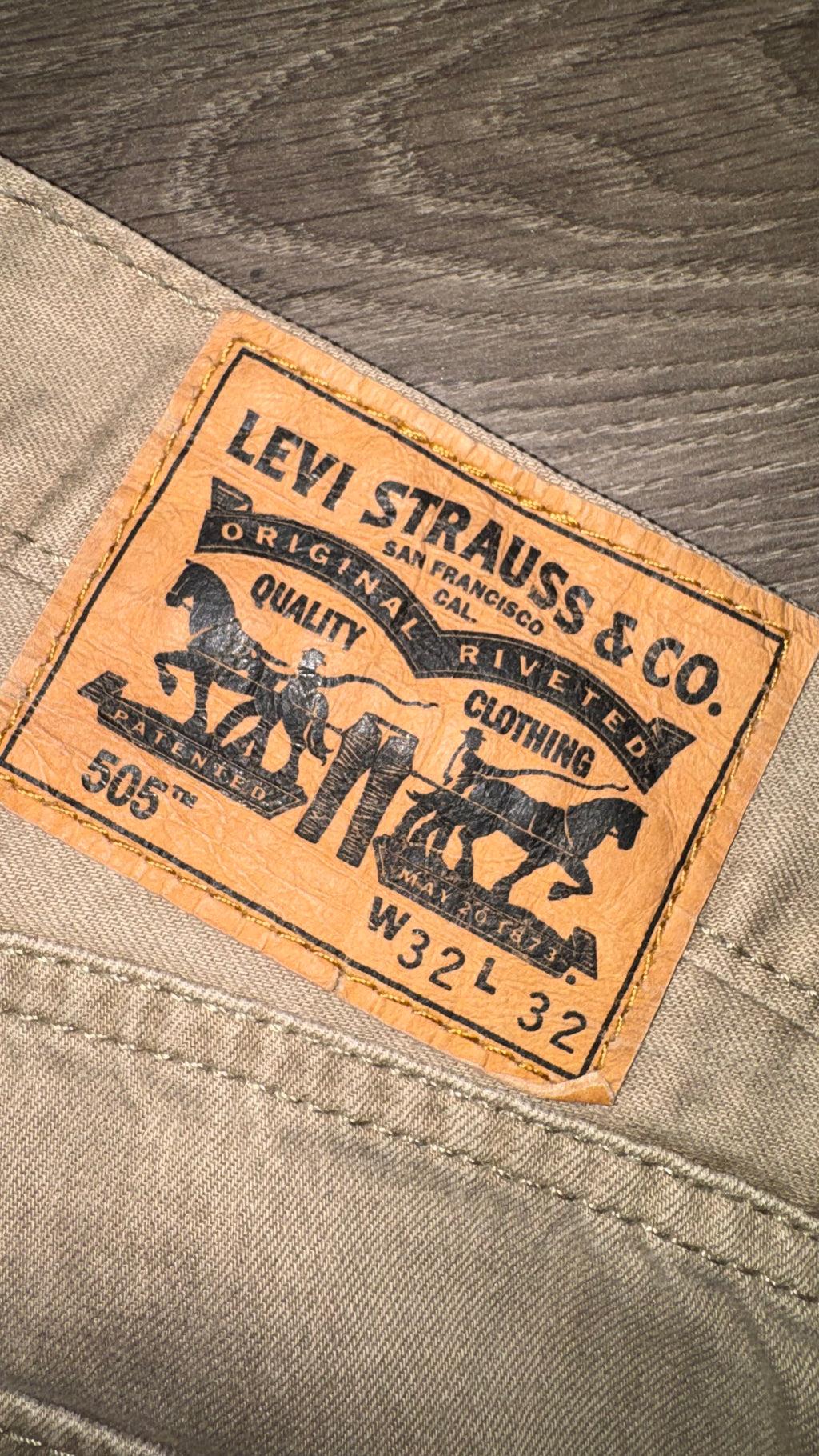PANTALÓN LEVIS