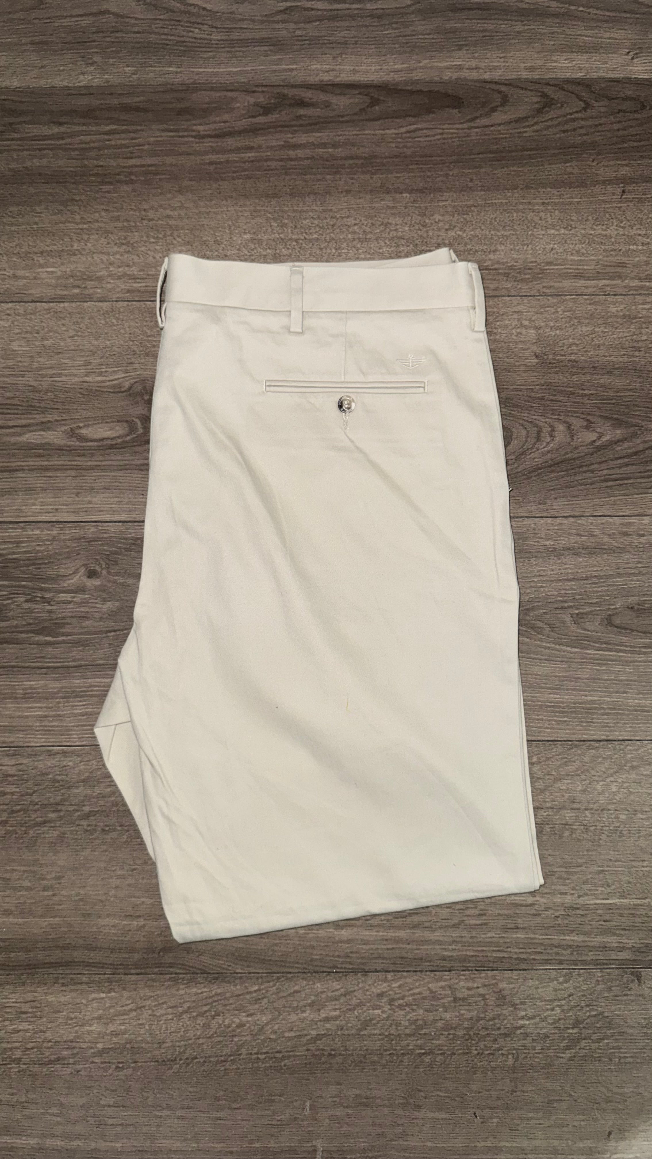 PANTALÓN DOCKERS
