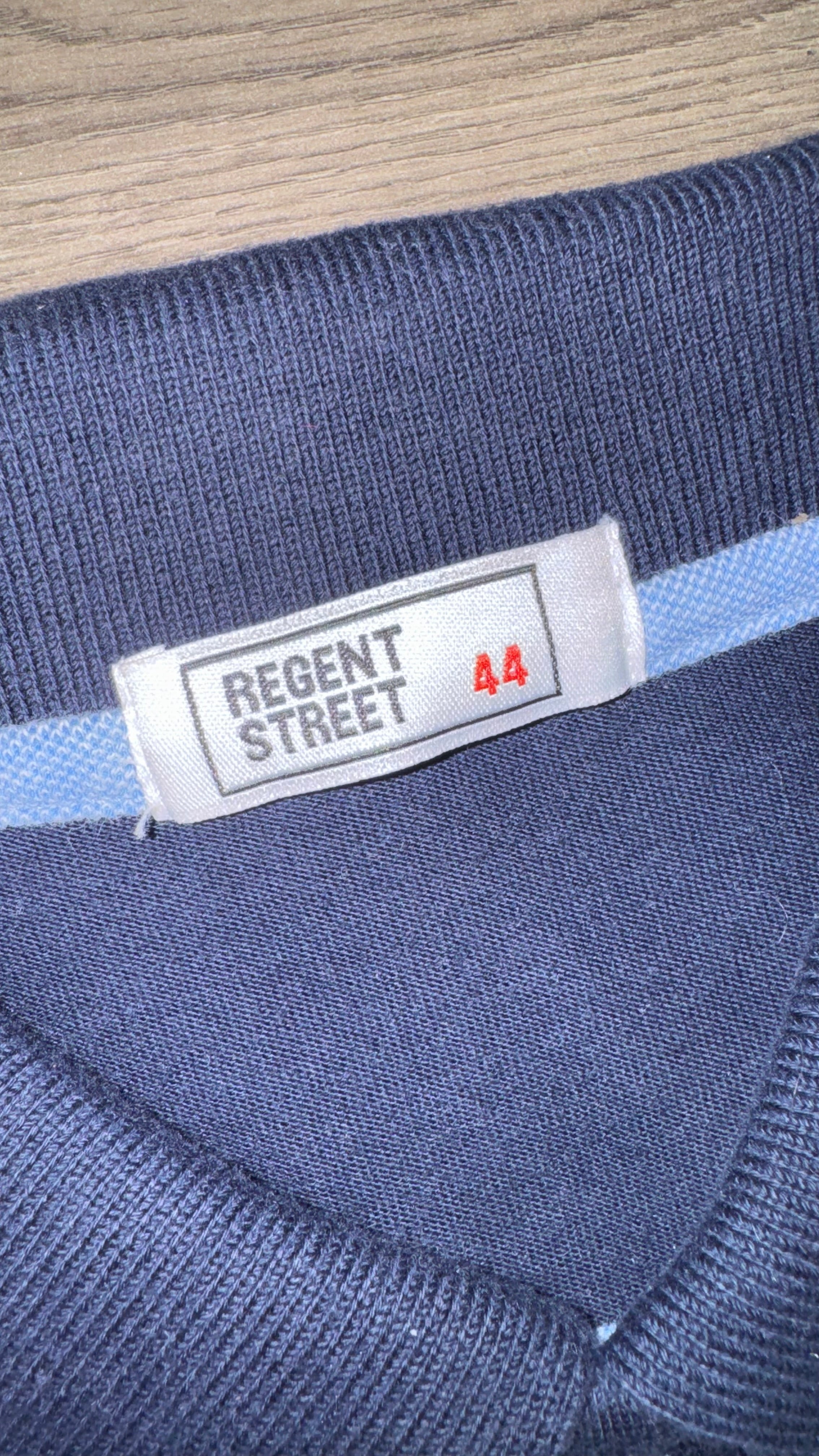 PLAYERA REGENT STREET