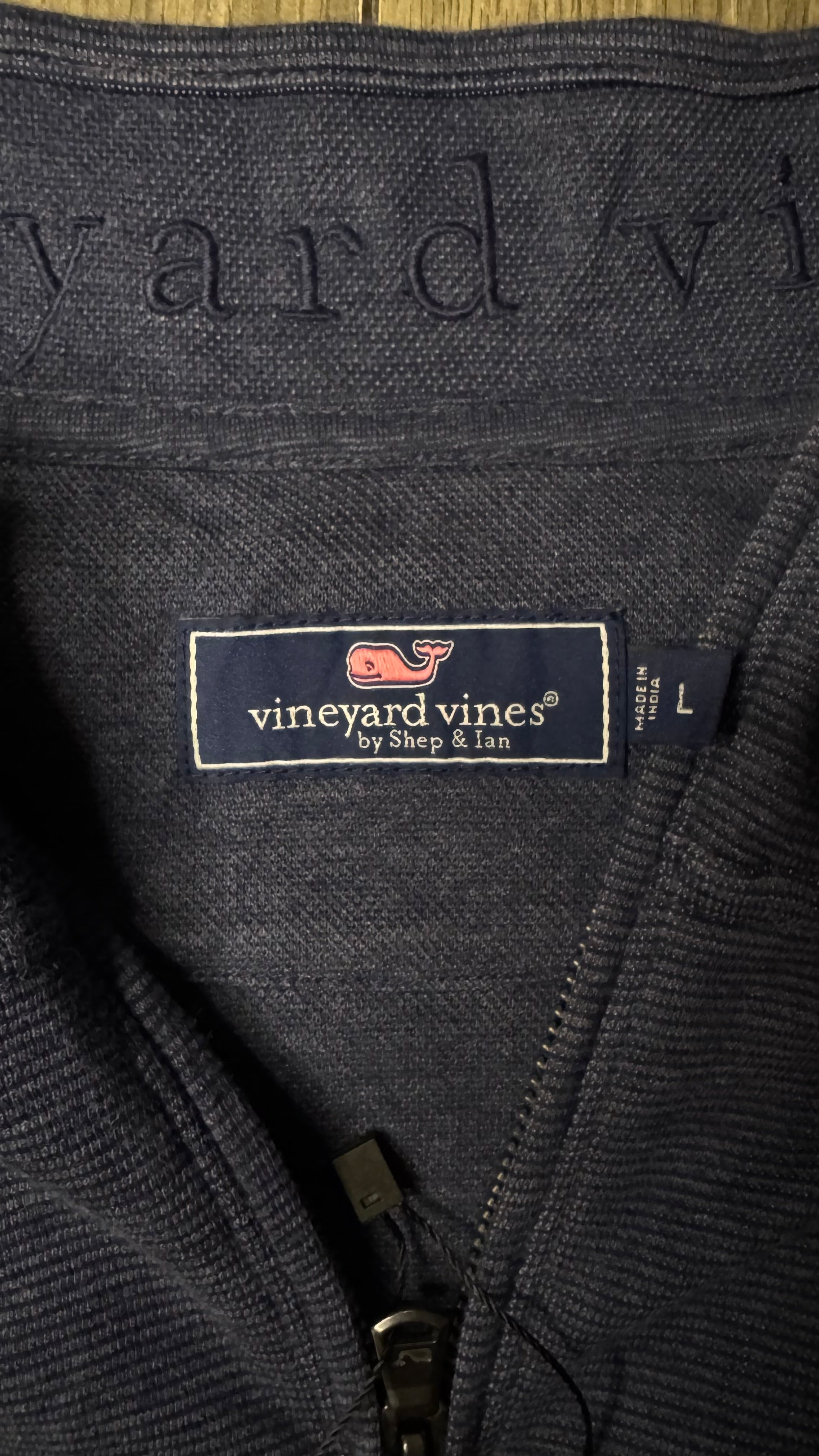 SUÉTER VINEYARD VINES