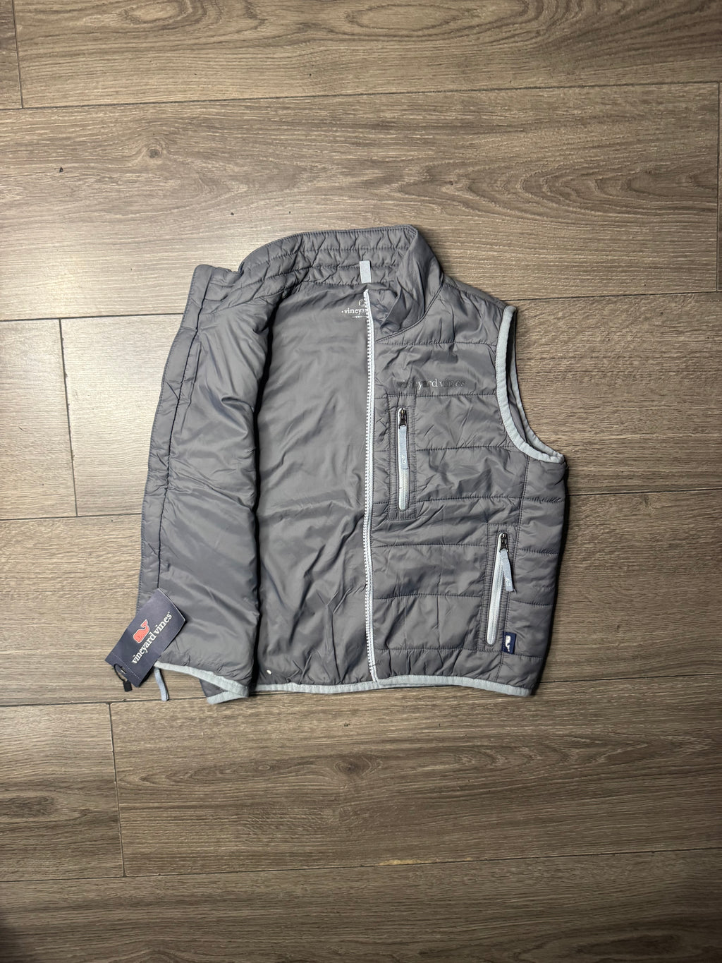 CHALECO NIÑO VINEYARD VINES