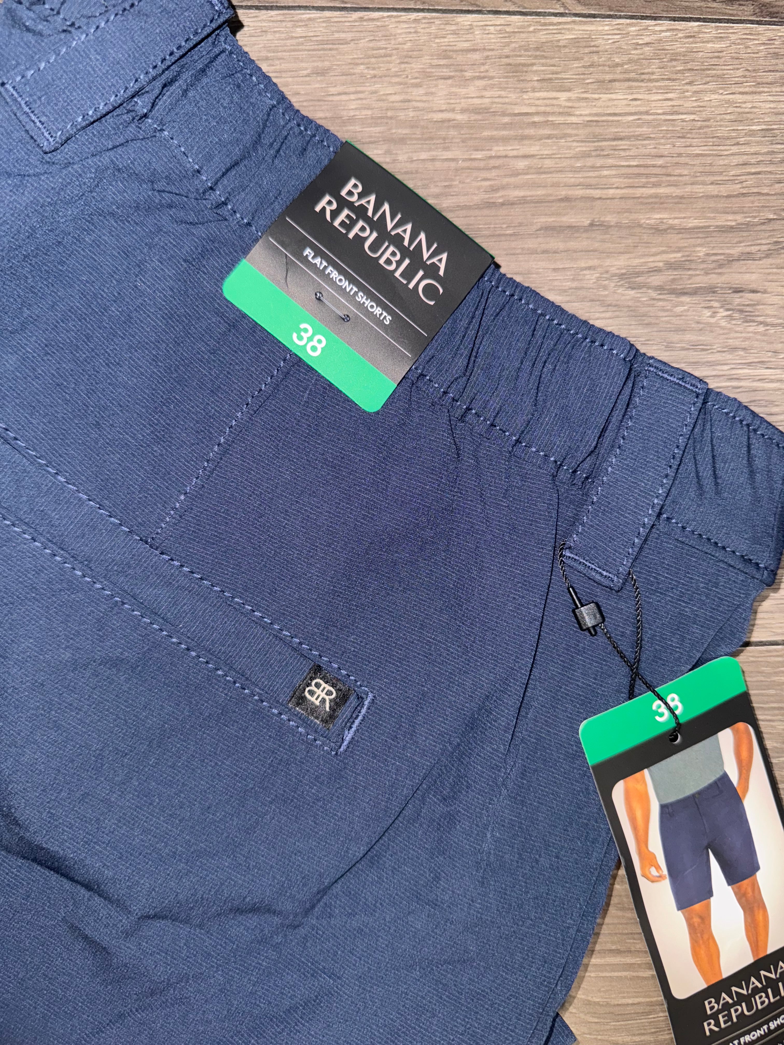 38 BERMUDA BANANA REPUBLIC