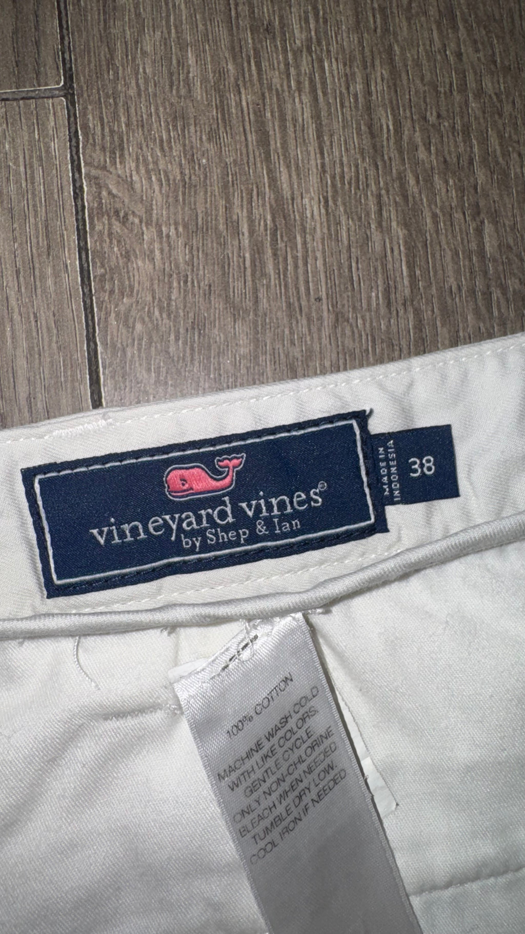 BERMUDA VINEYARD VINES
