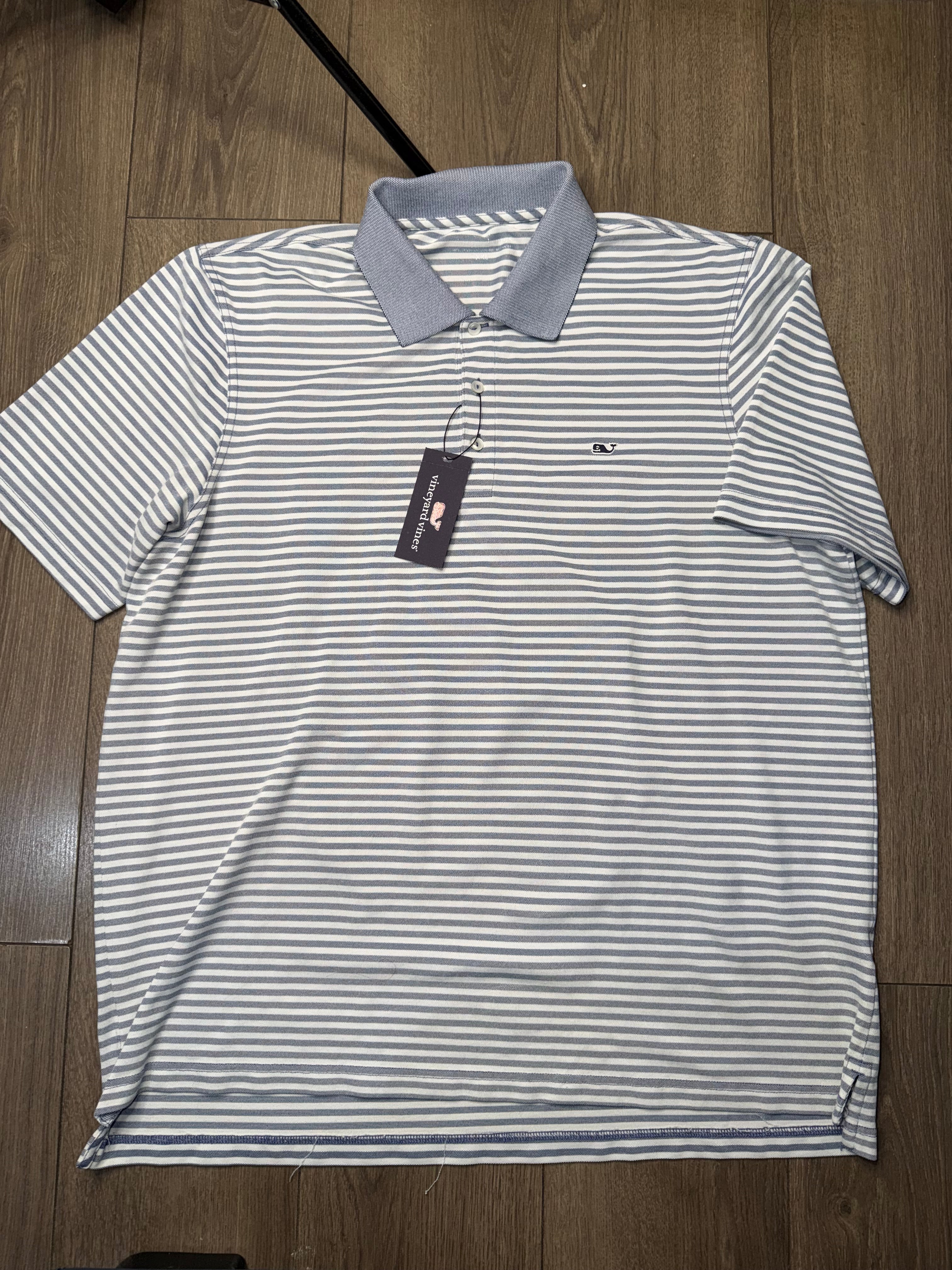 PLAYERA VINEYARD VINES