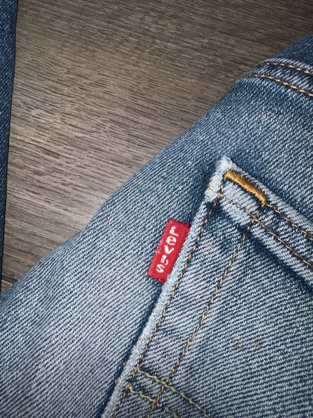 PANTALÓN LEVIS
