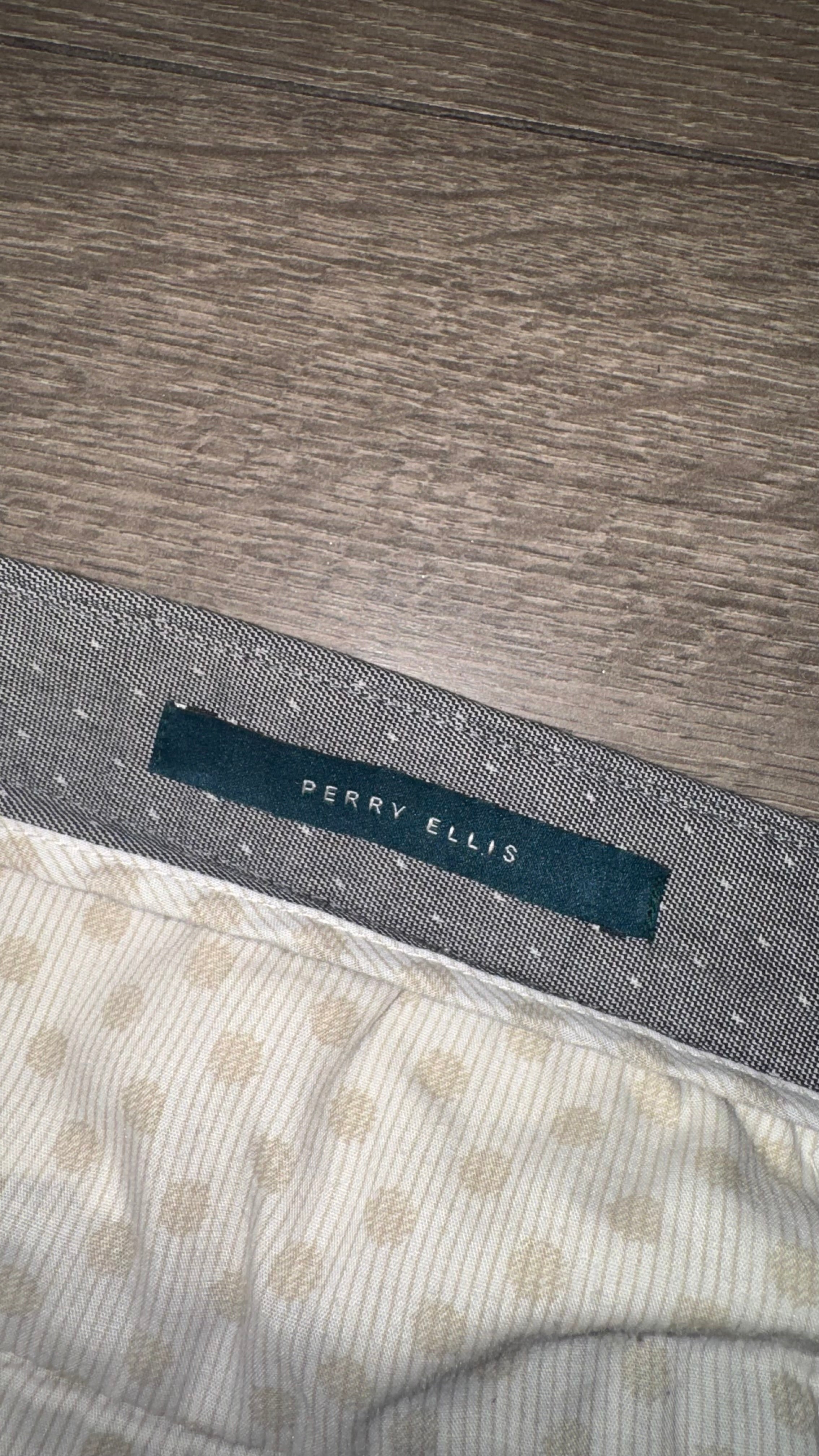 BERMUDA PERRY ELLIS