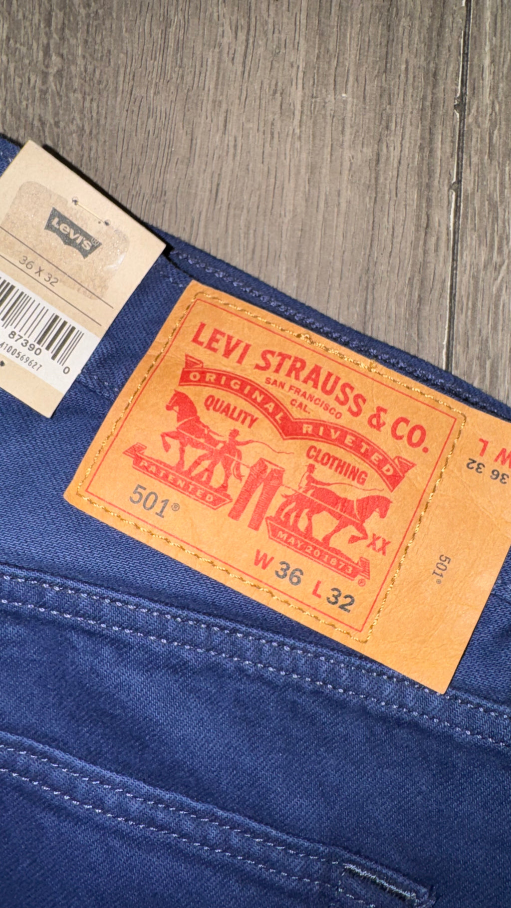 PANTALÓN LEVIS