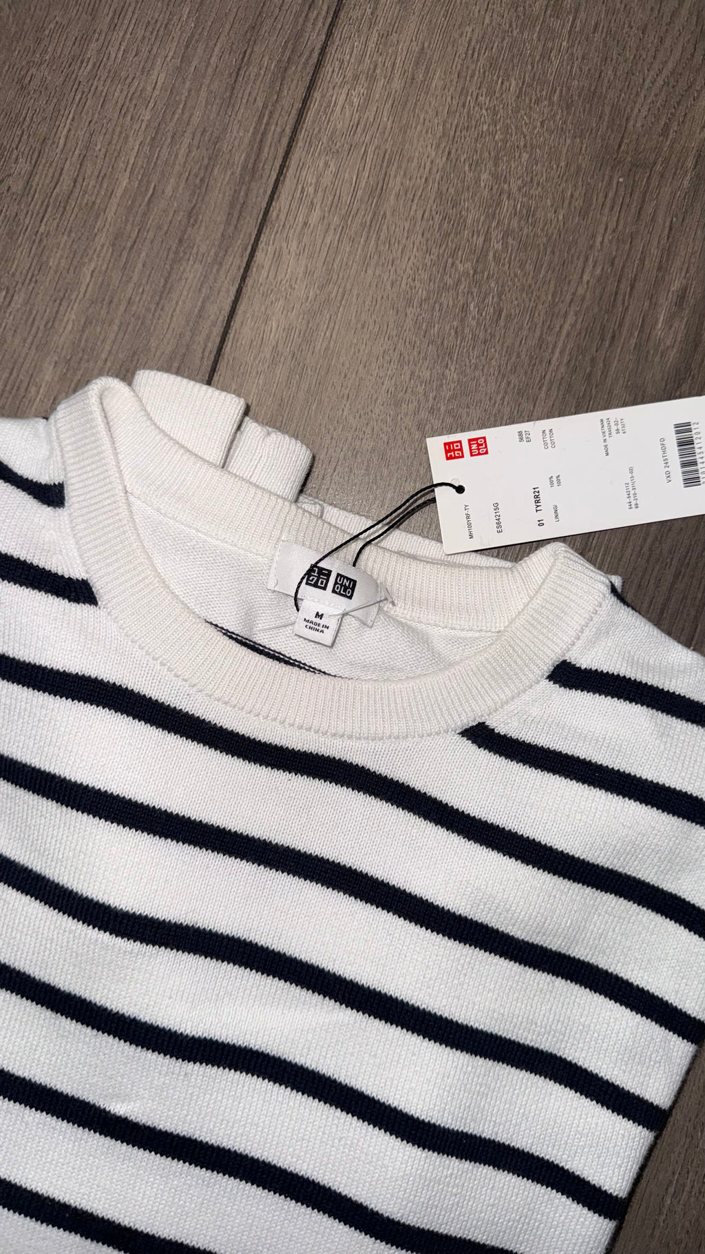M SUÉTER UNIQLO