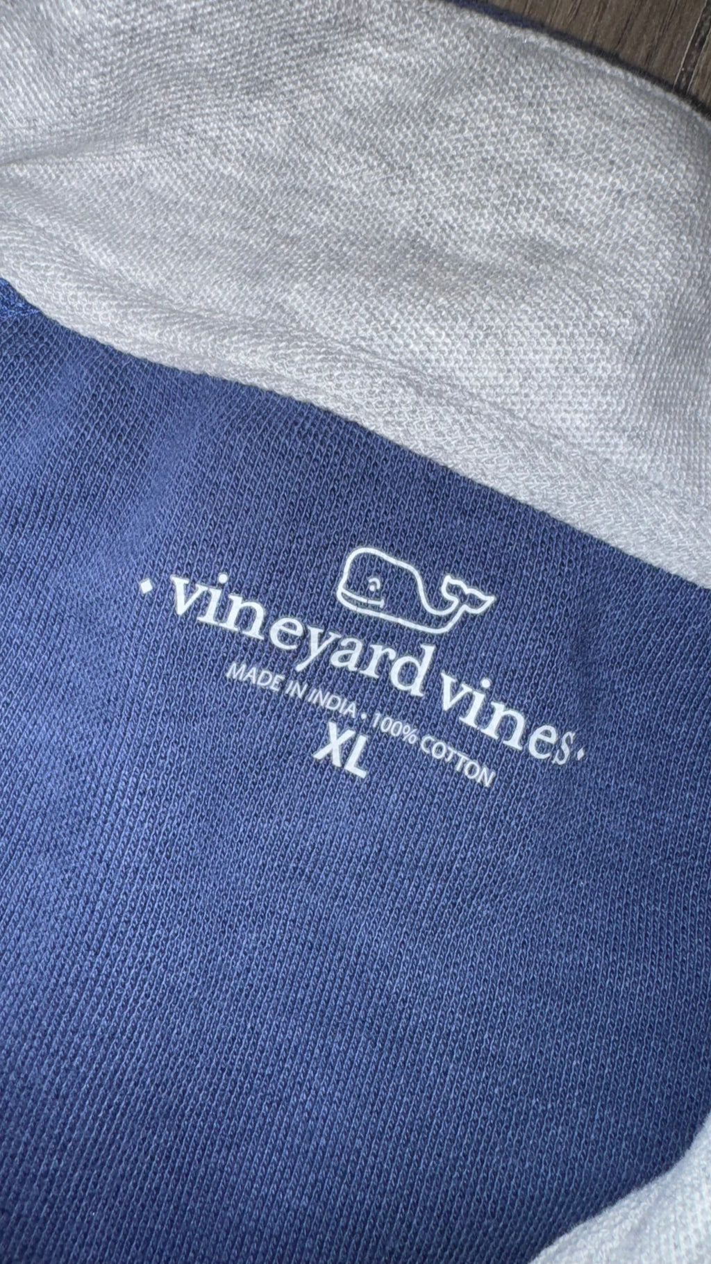 SUÉTER VINEYARD VINES