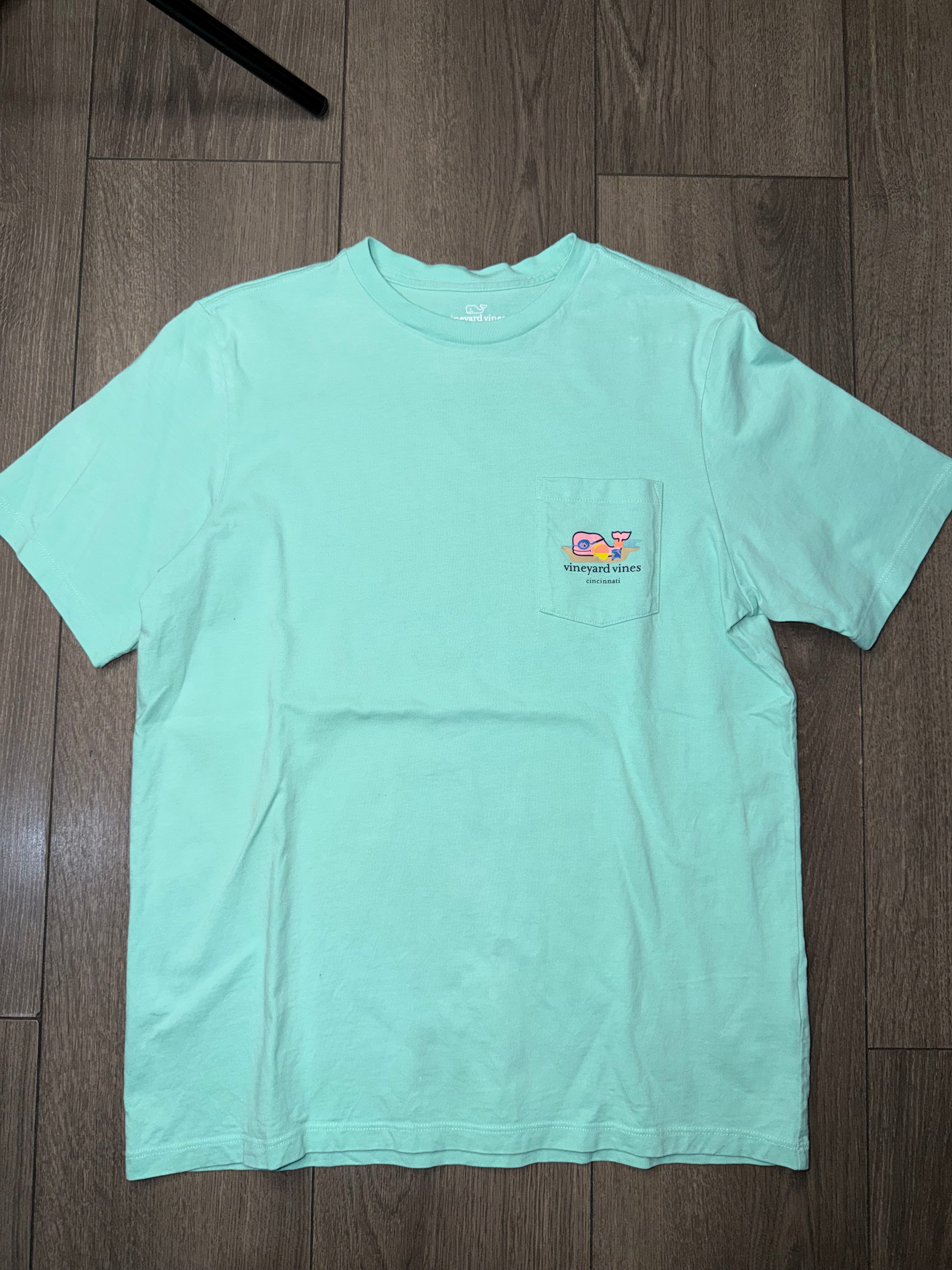 PLAYERA VINEYARD VINES