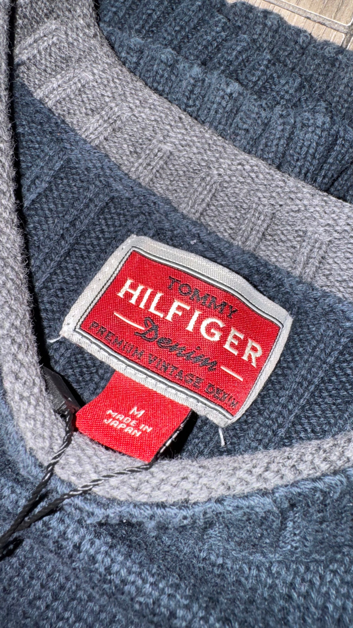SUÉTE TOMMY HILFIGER