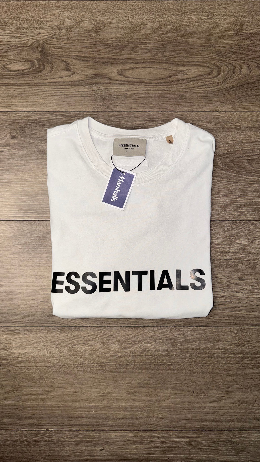PLAYERA ESSENTIALS