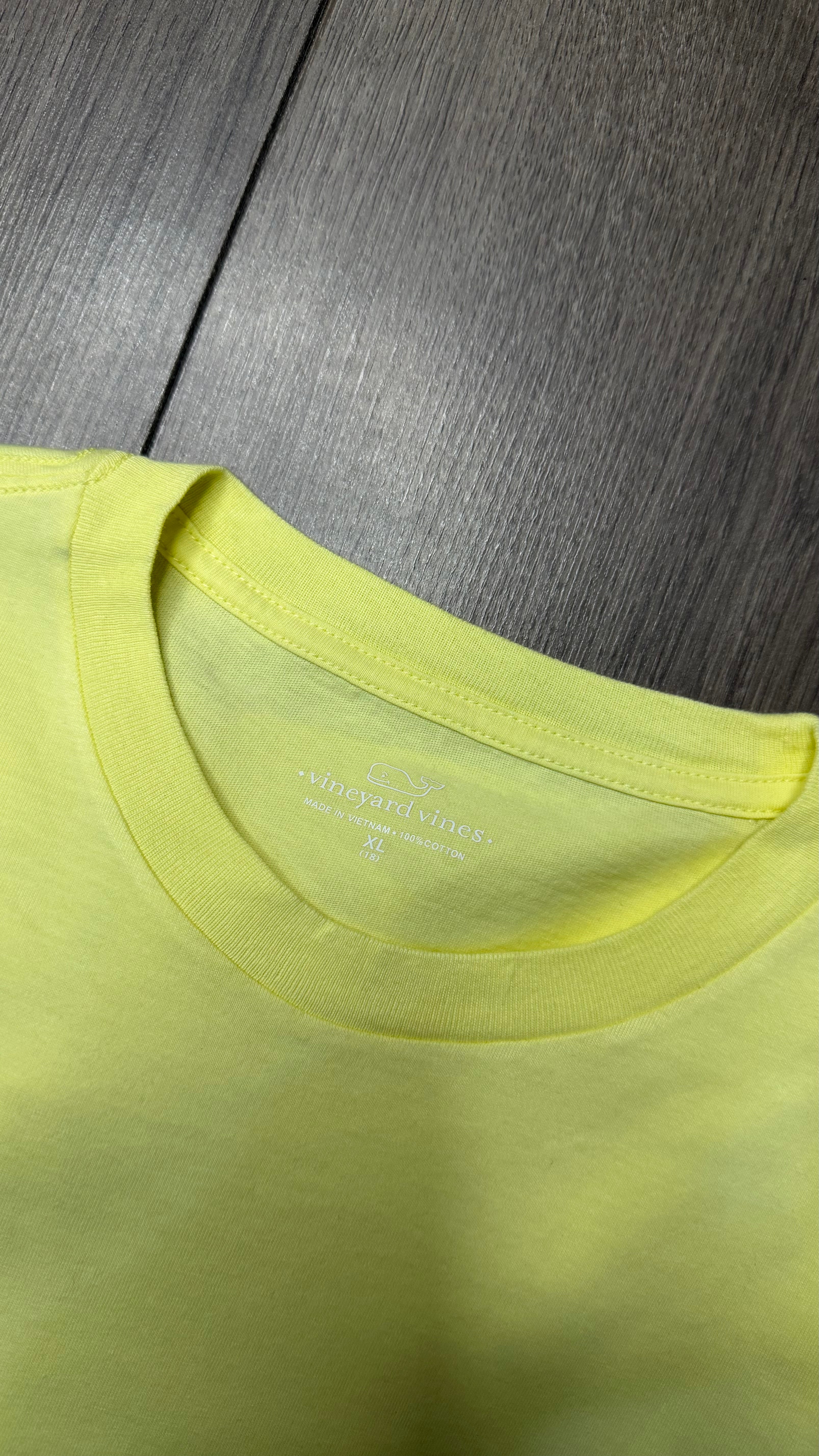 PLAYERA VINEYARD VINES