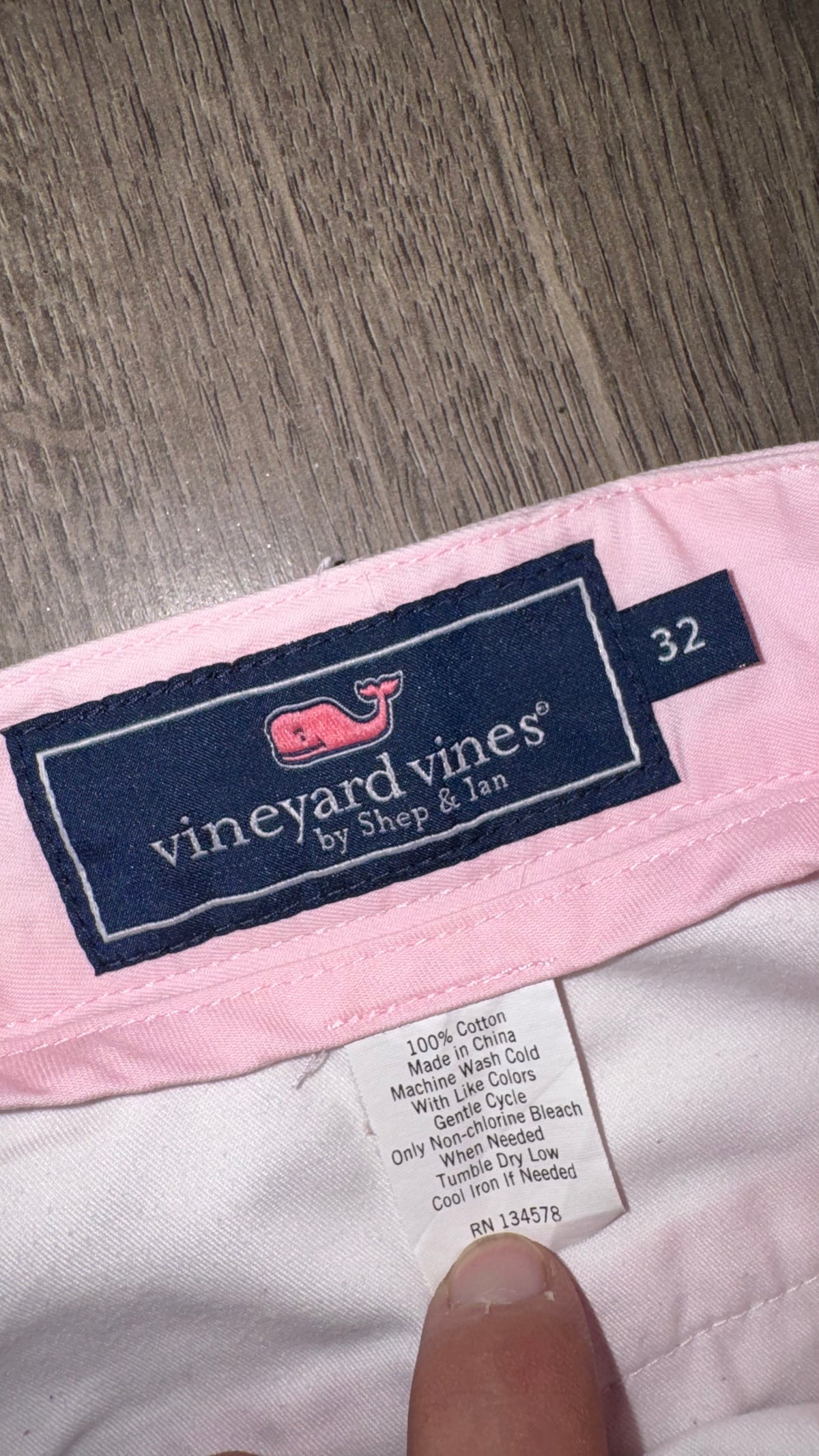 BERMUDA VINEYARD VINES