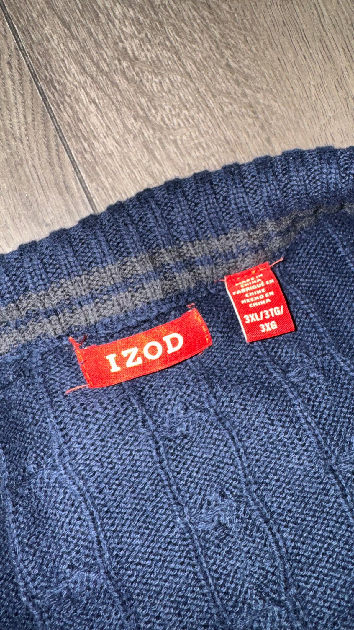 SUETER IZOD